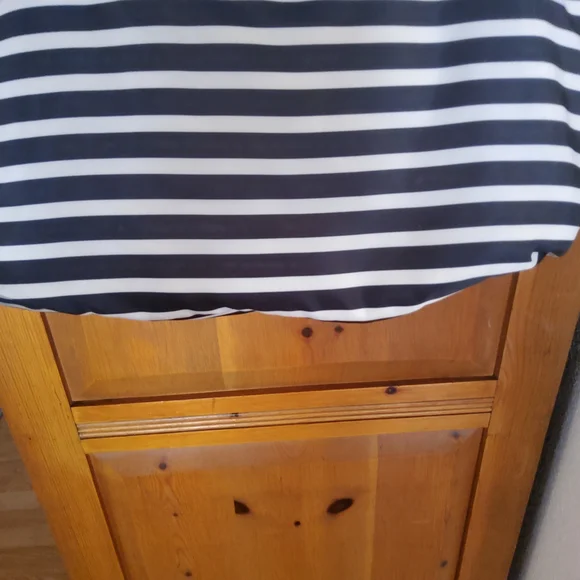 Kate Spade Black and White Stripe Barbara Duffle GUC - Picture 6 of 15